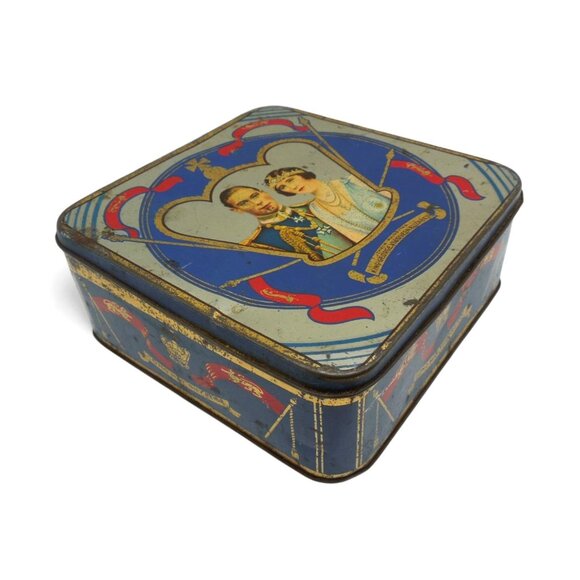 BRITANNIA Biscuits Tin Royal Portraits & Crest Decor Rare Vintage 6.2 x 6.2" - Picture 10 of 10
